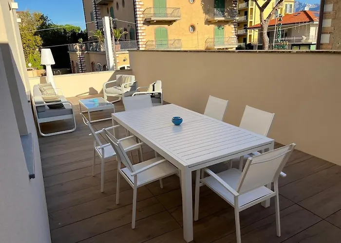 Апартаменты 3 Bdr 100m From The Sea And Sea View And Terrace *