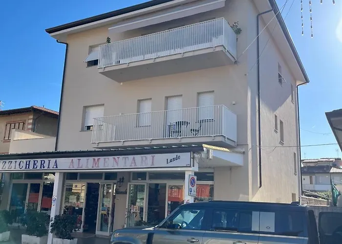 3 Bdr 100m From The Sea And Sea View And Terrace *