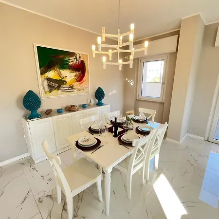 3 Bdr 100m From The Sea And Sea View And Terrace Apartment *