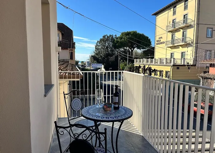 3 Bdr 100m From The Sea And Sea View And Terrace *