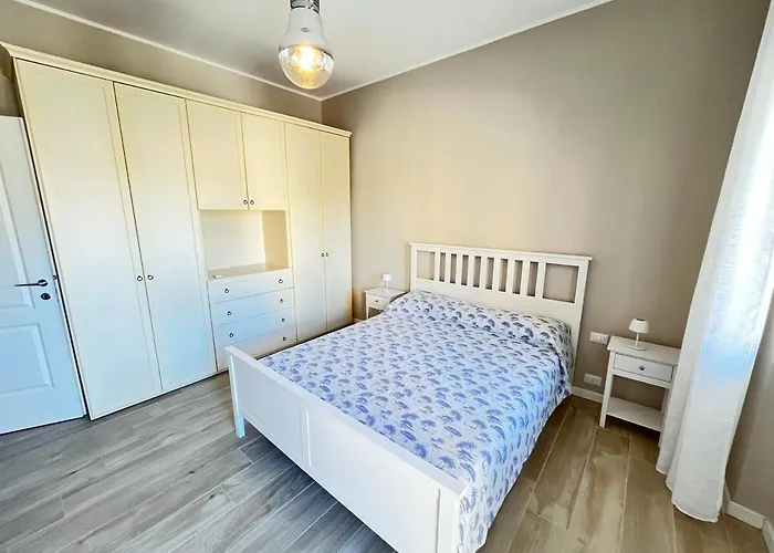 3 Bdr 100m From The Sea And Sea View And Terrace Lejlighed *