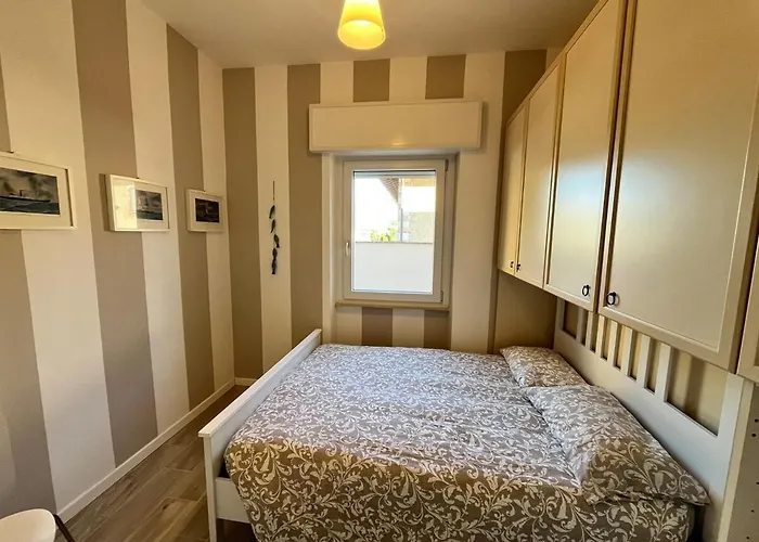 3 Bdr 100m From The Sea And Sea View And Terrace Lejlighed *